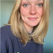 Ich bin Medizinstudentin und gebe Biologieunterricht für alle Jahrgänge